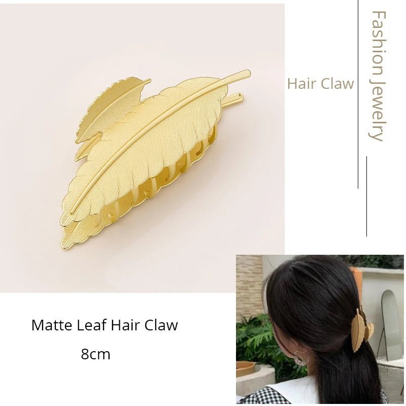 Korean Metal Geometric Hair Claw Barrettes Elegant Hair Clip Crab for Women Hollow Out Hairpin Headwear Girl Hair Accessories