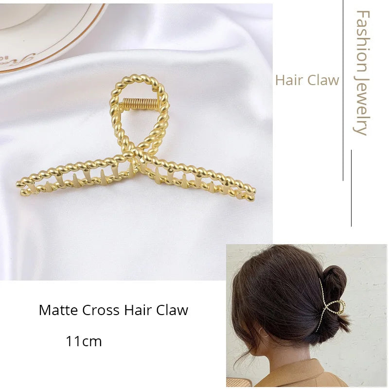 Korean Metal Geometric Hair Claw Barrettes Elegant Hair Clip Crab for Women Hollow Out Hairpin Headwear Girl Hair Accessories