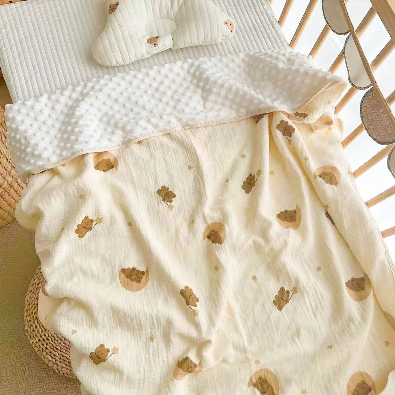 Summer Thin Muslin Bean Dot Blanket for Babies Wholesale:Cotton Crinkle Fabric Air Conditioning Quilt,Kids'Lightweight Coverlet