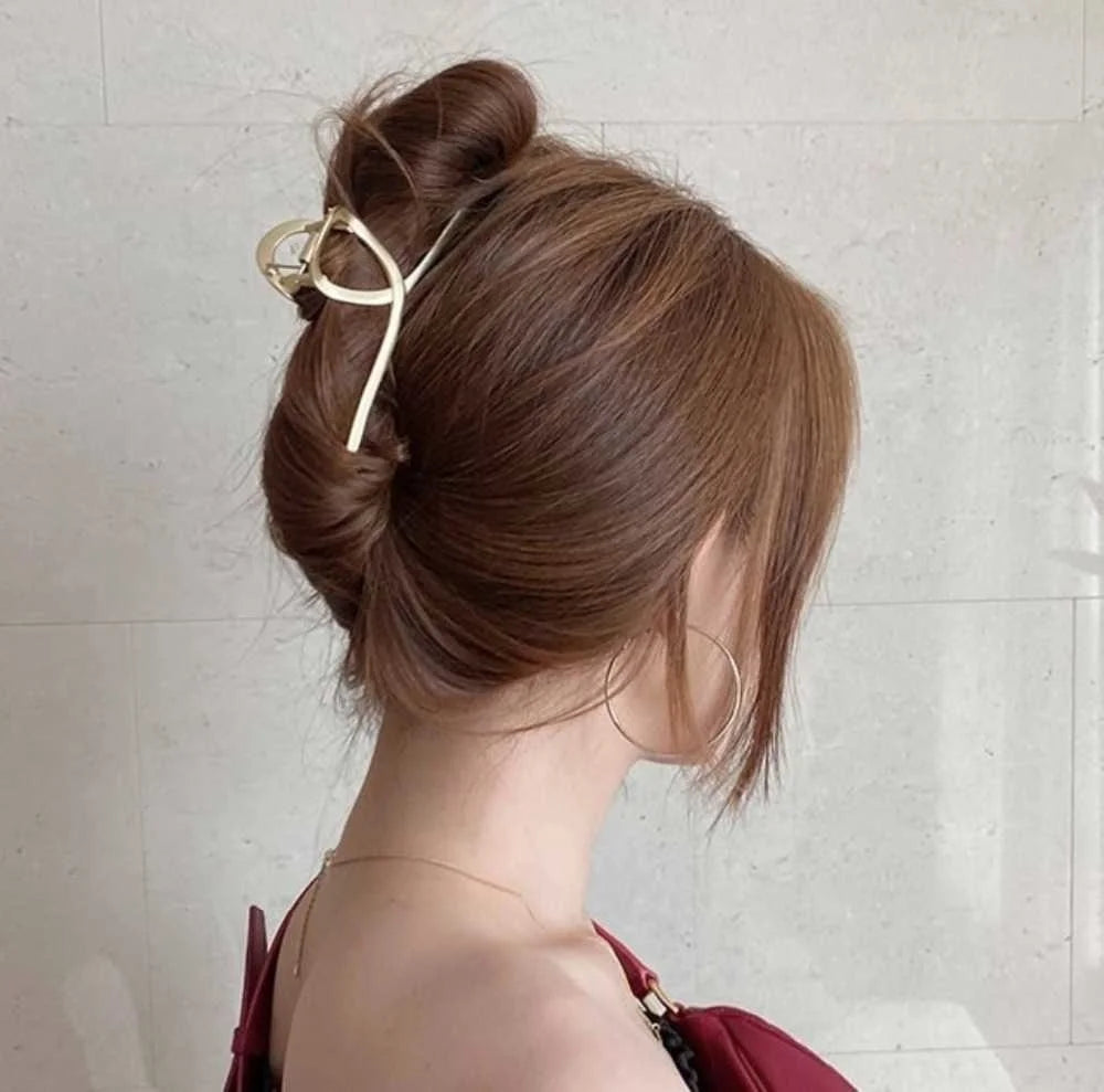 Korean Metal Geometric Hair Claw Barrettes Elegant Hair Clip Crab for Women Hollow Out Hairpin Headwear Girl Hair Accessories