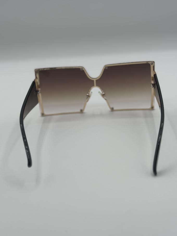 Designer Feel sunglasses,with stone bezel